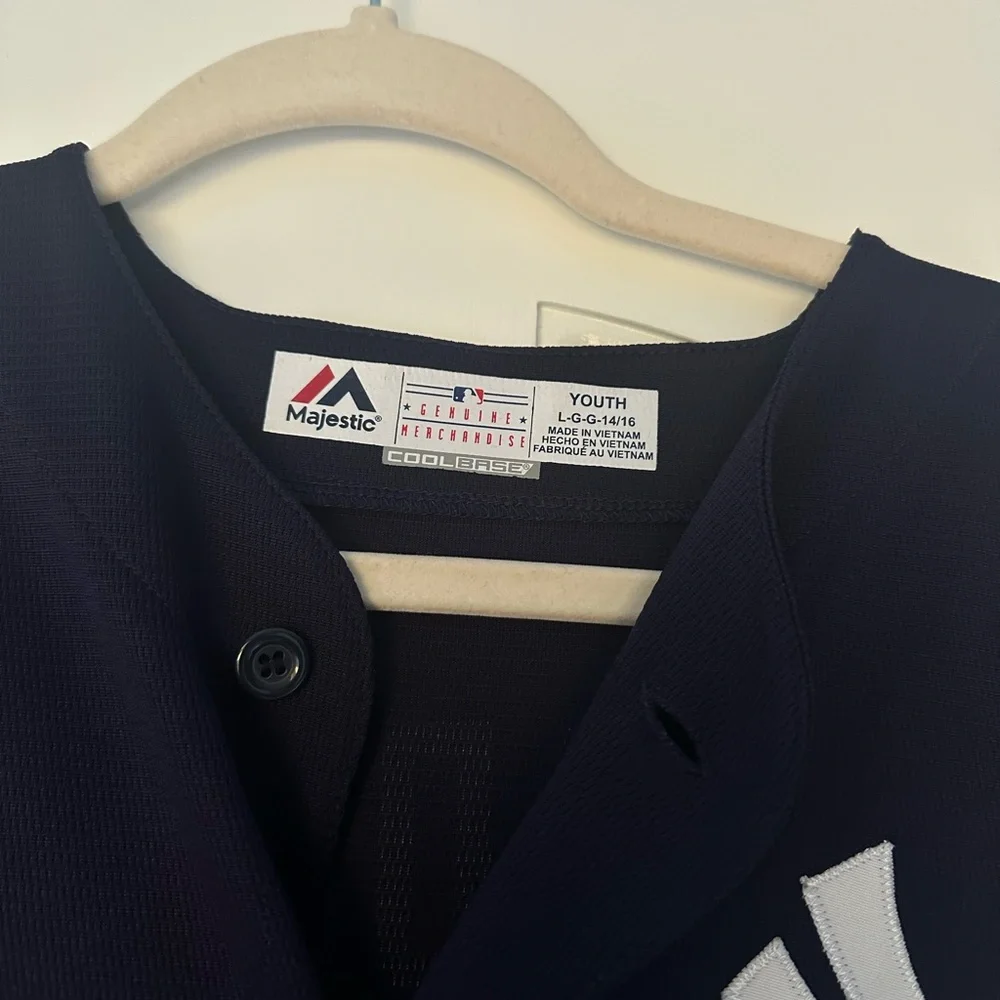 Majestic New York Yankees Navy Judge (99) Jersey - Picture 5 of 5